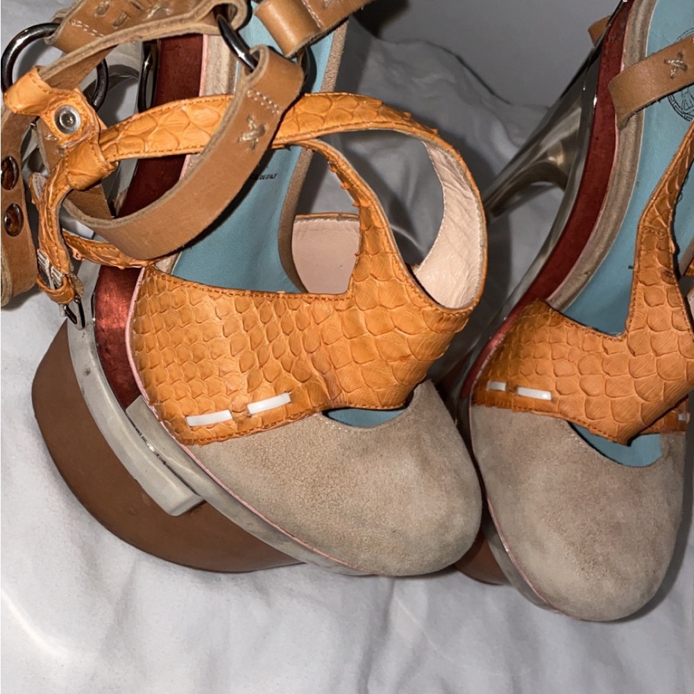 Versace Triple Platform - Picture 6 of 16
